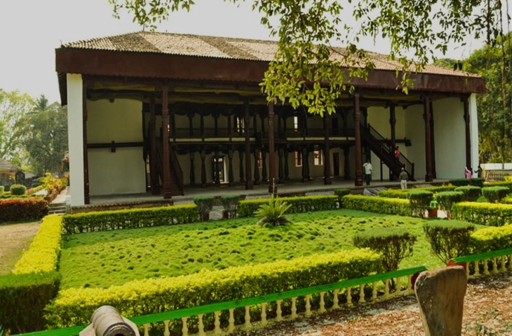 Shivappa Nayak Palace Museum in Shivamogga – a historical museum showcasing the heritage of the Nayak dynasty with artifacts, sculptures, and architectural displays.